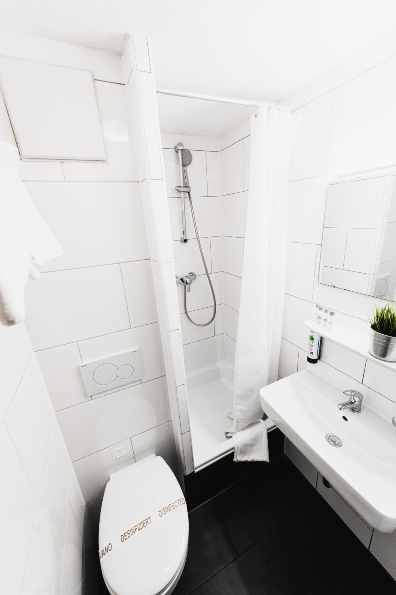 City Hotel Fellbach 24H Check-In Luaran gambar
